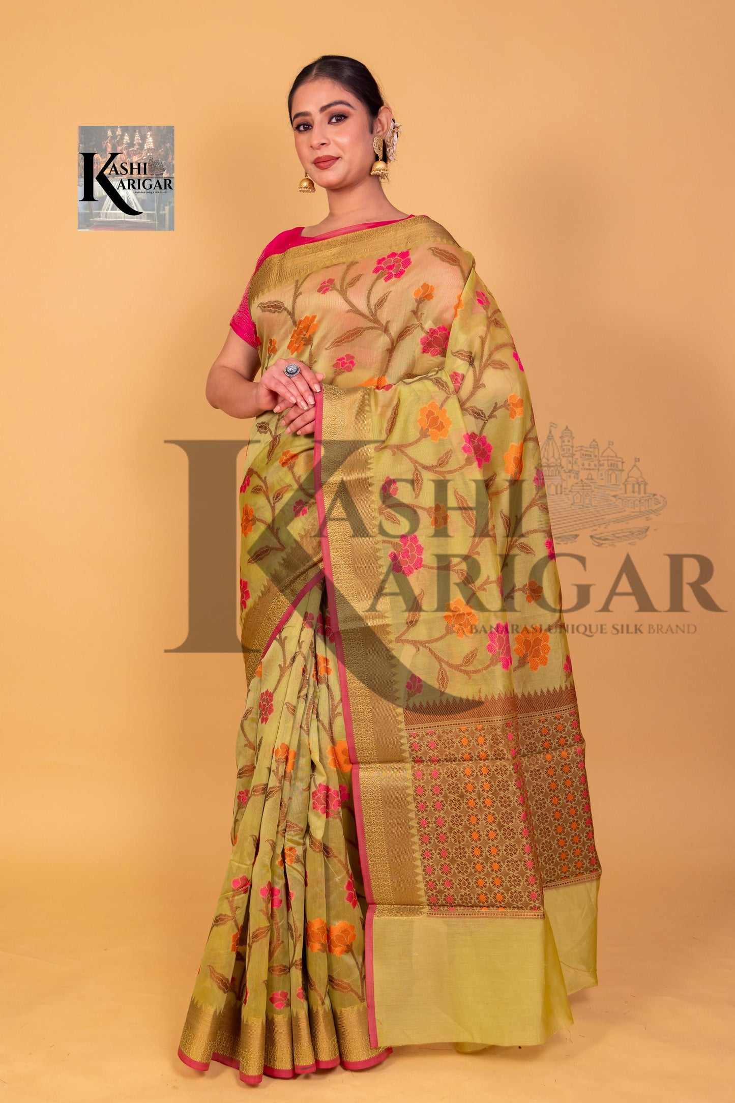 Gold  Banarasi Chanderi Saree With Resham Buti & Border meenakari